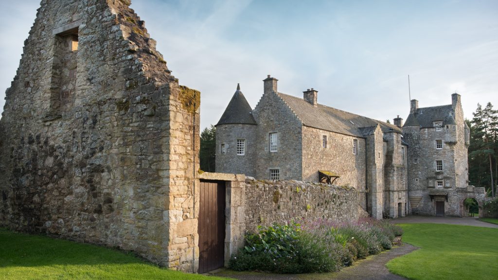 Ferniehirst Castle AVENUE