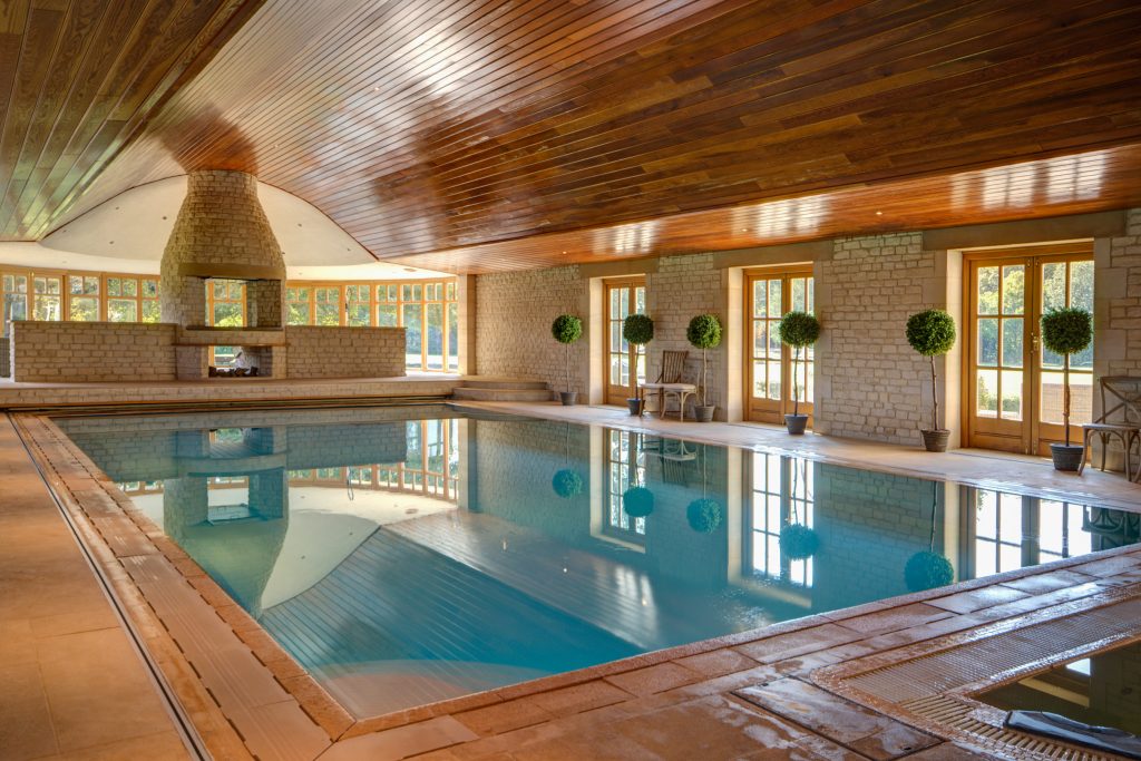 Luxury House To Rent The Cotswolds Lechlade House AVENUE