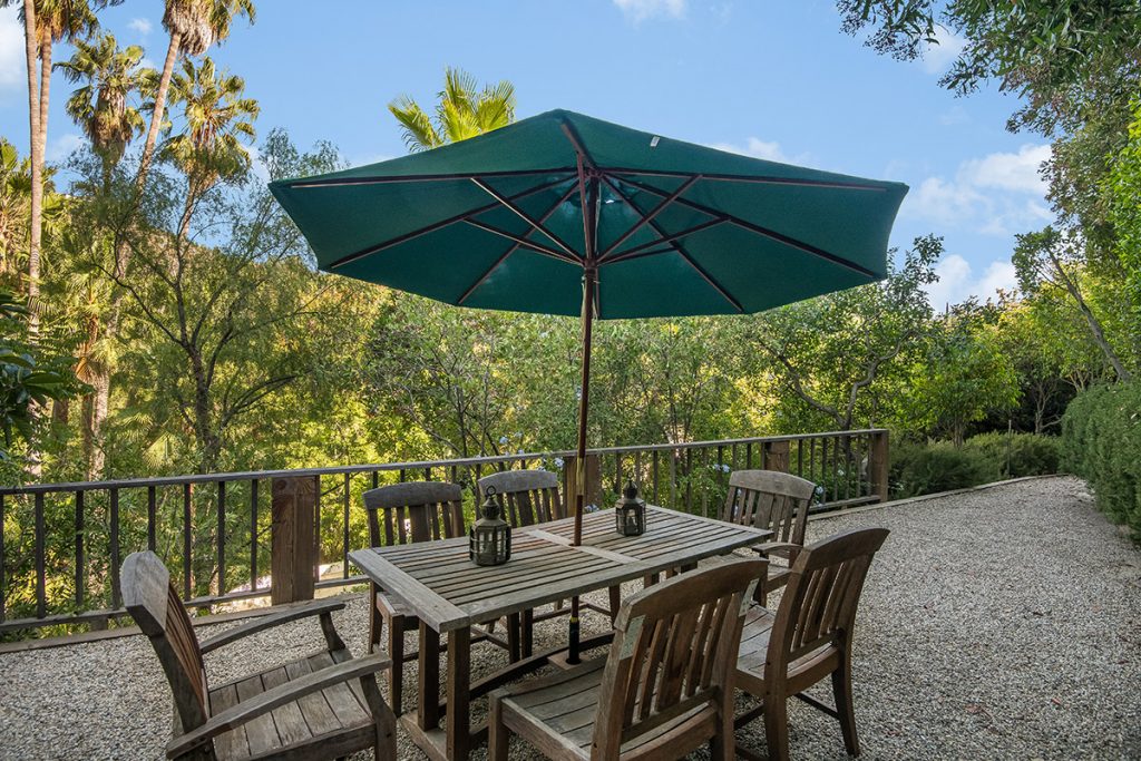 Benedict Canyon House AVENUE